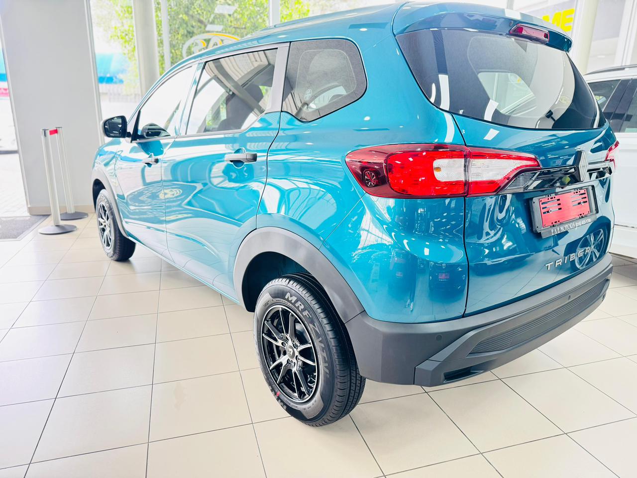 2025 Renault Triber 1.0 Evolution