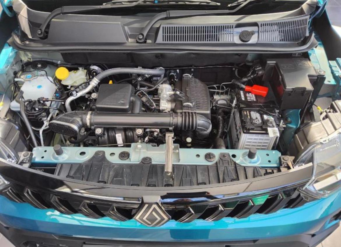 2025 Renault Triber 1.0 Evolution